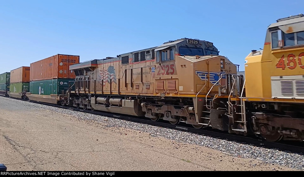 UP 2525